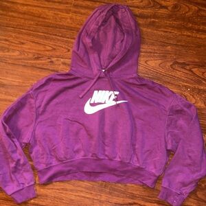 Nike crop sweater 💖